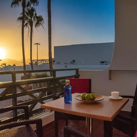 Rocas Blancas Hotel apartamentowy Puerto del Carmen (Lanzarote)