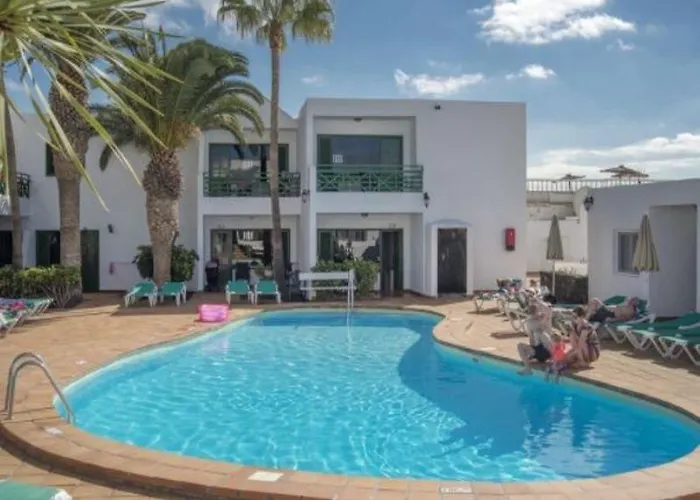 Rocas Blancas Aparthotel