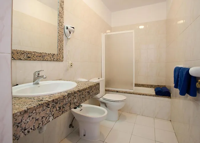 Rocas Blancas 4* Puerto del Carmen (Lanzarote)