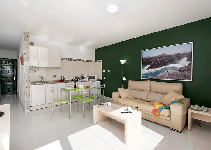 Apart-hotel Rocas Blancas 4*