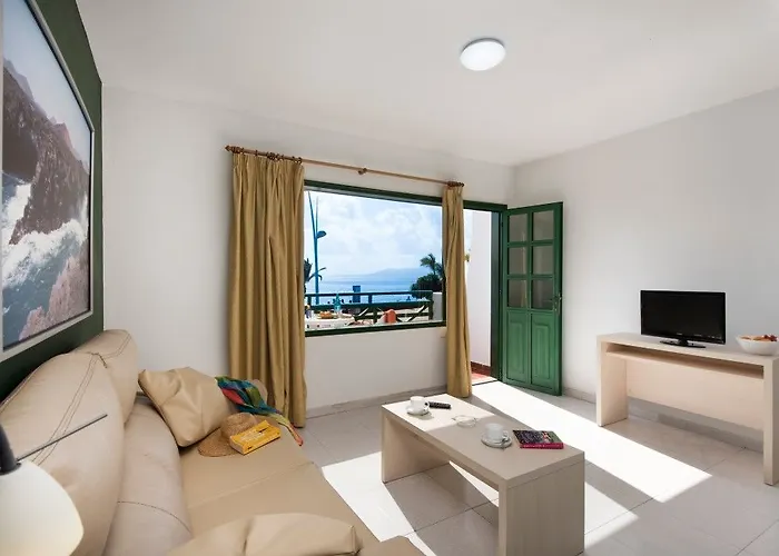 Apart-hotel Rocas Blancas 4*