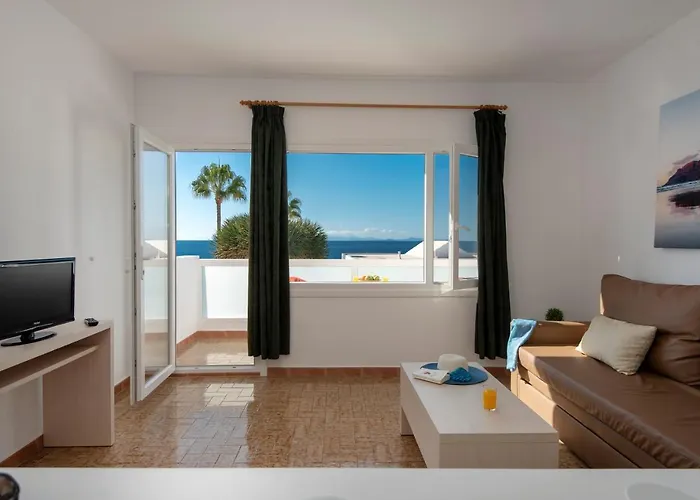 Rocas Blancas Apart-hotel Puerto del Carmen (Lanzarote)